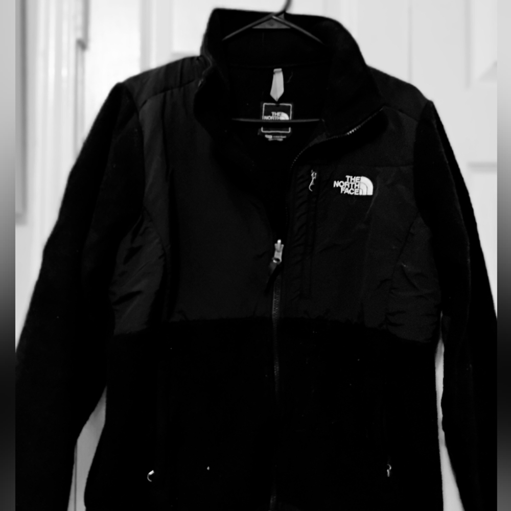 North face women's black jacket